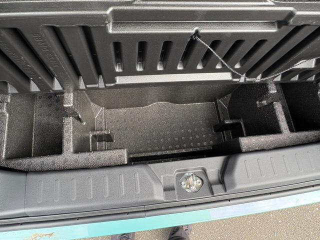 ムーヴキャンバス ストライプスＧ　届出済未使用　両側電動スライドドア　衝突被害軽減ブレーキ　スマートキー　クリアランスソナー　アイドリングストップ　ＬＥＤヘッドライト（15枚目）