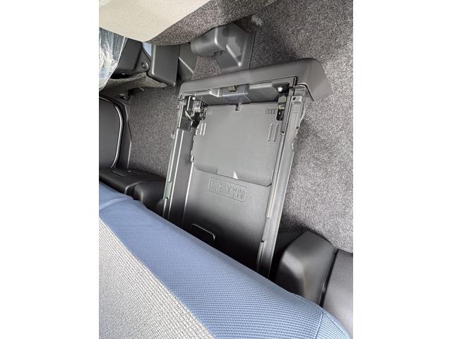 ムーヴキャンバス ストライプスＧ　届出済未使用　両側電動スライドドア　衝突被害軽減ブレーキ　スマートキー　クリアランスソナー　アイドリングストップ　ＬＥＤヘッドライト（20枚目）