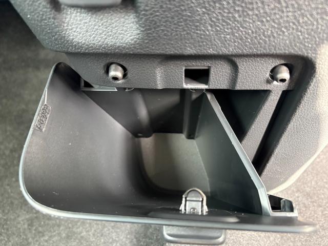 ムーヴキャンバス ストライプスＧ　届出済未使用　両側電動スライドドア　衝突被害軽減ブレーキ　スマートキー　クリアランスソナー　アイドリングストップ　ＬＥＤヘッドライト（38枚目）