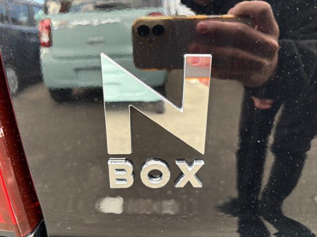 N-BOX ベースグレード 衝突軽減ブレーキ アダプティブクルーズコントロール 片側電動スライドドア 電子パーキング ブレーキホールド シートヒーター キーフリー オートエアコン(53枚目)