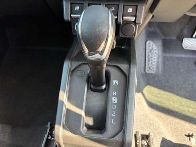 ジムニー ＸＣ　４ＷＤ　コーナーセンサー　シートヒーター　衝突軽減システム　オートライト（36枚目）