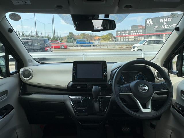 デイズ Ｘ　純正ナビ　バックカメラ　ＥＴＣ　ドライブレコーダー　Ｂｌｕｅｔｏｏｔｈ接続　オートライト　衝突軽減システム　スマートキー（22枚目）