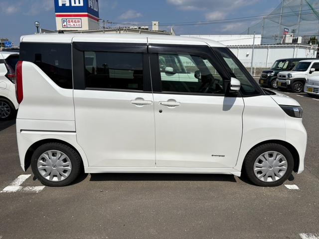 ルークス X 全方位モニター付きナビ Bluetooth フルセグテレビ CD/DVD再生 純正フロアマット 衝突軽減システム スマートキー オートライト オートエアコン(10枚目)