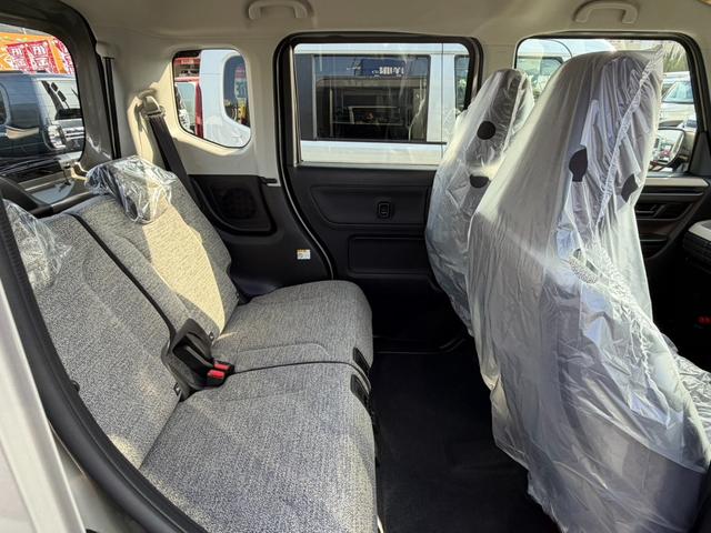 スペーシア ハイブリッドＧ　届出済未使用車　衝突軽減ブレーキ　両側スライドドア　ステアリングスイッチ　キーフリー　オートエアコン（19枚目）