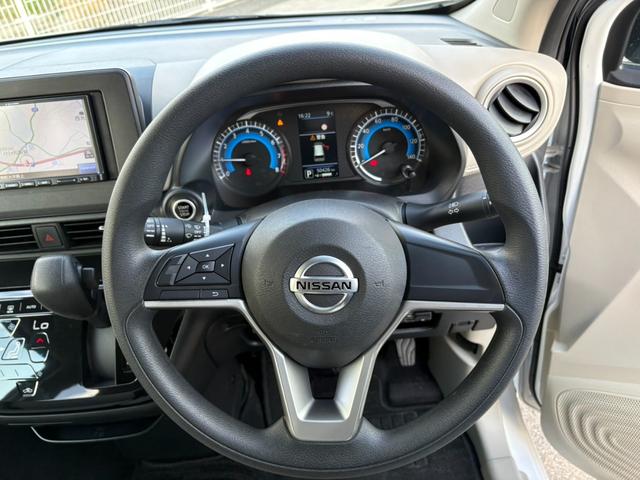 デイズ Ｘ　７インチナビ　Ｂｌｕｅｔｏｏｔｈ　ＣＤ再生　バックカメラ　ＥＴＣ　ドライブレコーダー　純正マット　オートライト　オートエアコン　スマートキー　衝突軽減システム　盗難防止システム（26枚目）