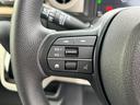 ベースグレード　届出済未使用車　被害軽減ブレーキ　リアカメラ　ＬＥＤヘッド　クルコン　ベンチシート（19枚目）