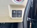 当社の届出済(登録済)未使用車は、新車登録時から「5年間、もしくは走行10万km」まで保証致します。保証内容はメーカー保証書(メンテナンスノート)に準じます。※詳細はスタッフにお尋ねください。