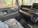 ベースグレード　届出済未使用車　衝突軽減ブレーキ　アダプティブクルーズコントロール　片側電動スライドドア　電子パーキング　ブレーキホールド　シートヒーター　キーフリー　オートエアコン　純正アルミホイール（26枚目）
