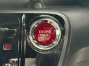 ケイカフェでは、快適なカーライフを過ごしていただくためにオイル交換〜定期点検や車検整備なども実施。国土交通省トップランクの指定工場6拠点、認証工場1拠点の体制で高いクオリティの整備を実施しております。