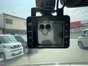 当社の届出済(登録済)未使用車は、新車登録時から「5年間、もしくは走行10万km」まで保証致します。保証内容はメーカー保証書(メンテナンスノート)に準じます。※詳細はスタッフにお尋ねください。