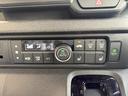 当社の届出済(登録済)未使用車は、新車登録時から「5年間、もしくは走行10万km」まで保証致します。保証内容はメーカー保証書(メンテナンスノート)に準じます。※詳細はスタッフにお尋ねください。