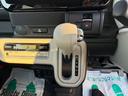 当社の届出済(登録済)未使用車は、新車登録時から「5年間、もしくは走行10万km」まで保証致します。保証内容はメーカー保証書(メンテナンスノート)に準じます。※詳細はスタッフにお尋ねください。