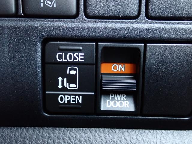 ヴォクシー X ナビ ETC バックカメラ 両側/片側電動スライドドア LEDヘッドライト MTモード付AT 3列シート ウォークスルー トラクションコントロール 横滑り防止装置 衝突回避軽減ブレーキ 盗難防止装置(16枚目)