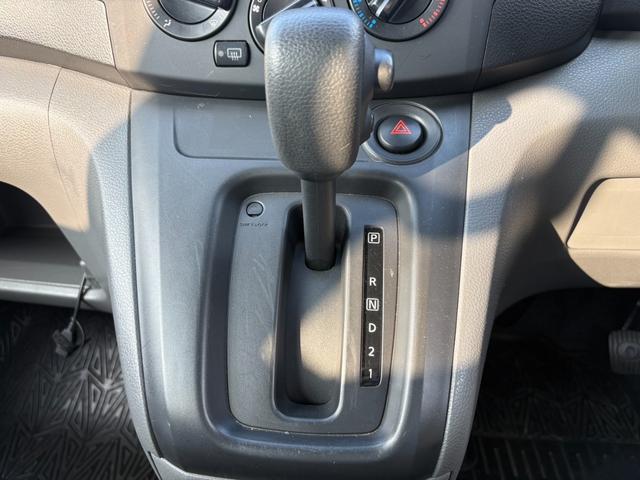 ＮＶ２００バネットバン ＤＸ　ナビ　ＣＤ　ＥＴＣ　衝突回避軽減ブレーキ　横滑り防止装置　両側スライドドア　最大積載証６００ｋｇ　パワステ　パワーウィンドウ（12枚目）