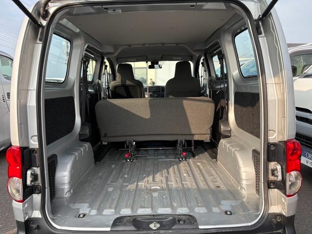 ＮＶ２００バネットバン ＤＸ　ナビ　ＣＤ　ＥＴＣ　衝突回避軽減ブレーキ　横滑り防止装置　両側スライドドア　最大積載証６００ｋｇ　パワステ　パワーウィンドウ（17枚目）