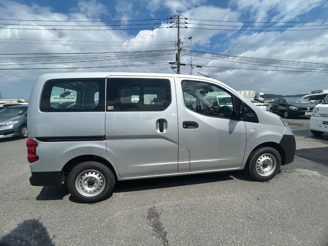 ＮＶ２００バネットバン ＤＸ　ナビ　ＥＴＣ　衝突回避軽減ブレーキ　横滑り防止装置　キーレス　両側スライドドア　パワステ　パワーウィンドウ　ＡＢＳ（7枚目）