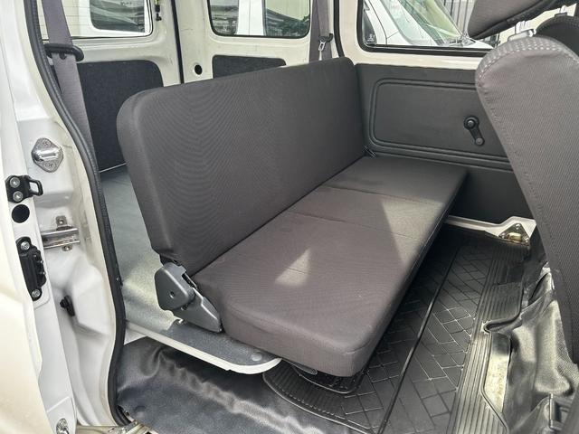 ハイゼットカーゴ クルーズＳＡＩＩＩ　純正ナビ　バックカメラ　ＥＴＣ　衝突回避軽減ブレーキ　横滑り防止装置　アイドリングストップ　ＣＤ　両側スライドドア　パワステ　パワーウィンドウ　ＡＢＳ（25枚目）