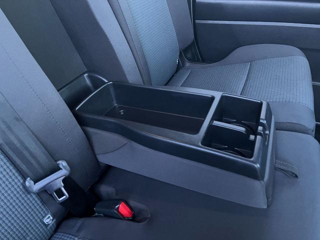 ノア Ｘ　バックカメラ　ＥＴＣ　キーレス　ＩＳＯＦＩＸ　クルーズコントロール　衝突回避軽減　横滑り防止装置　ウィンカーミラー　両側電動スライドドア　プッシュスタート（28枚目）