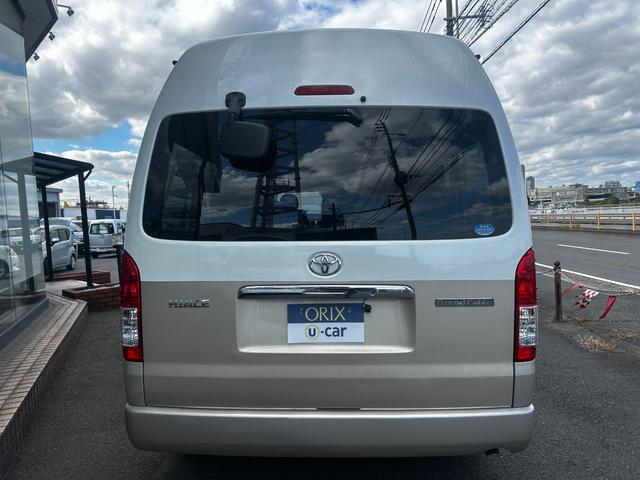 ハイエースワゴン グランドキャビン　ナビ　バックカメラ　ＥＴＣ　片側電動スライドドア　キーレス　衝突回避軽減　横滑り防止装置　盗難防止装置　パワステ　パワーウィンドウ（5枚目）