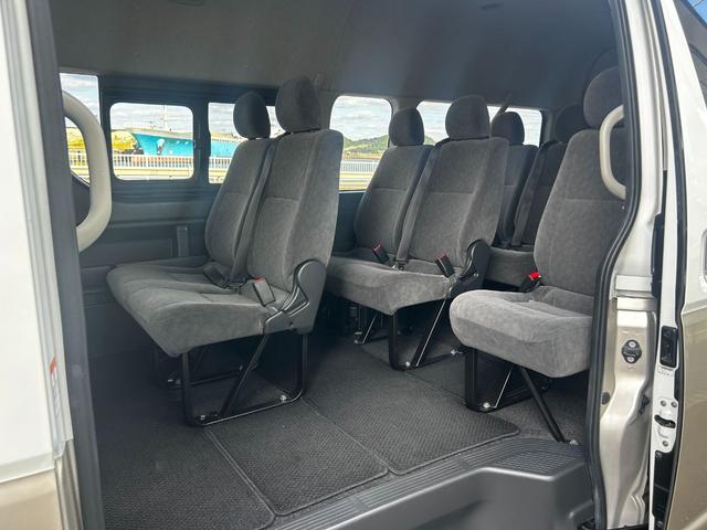 ハイエースワゴン グランドキャビン　ナビ　バックカメラ　ＥＴＣ　片側電動スライドドア　キーレス　衝突回避軽減　横滑り防止装置　盗難防止装置　パワステ　パワーウィンドウ（30枚目）