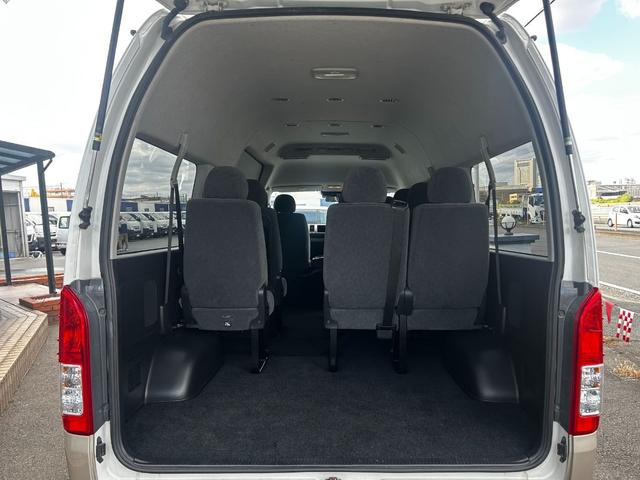 ハイエースワゴン グランドキャビン　ナビ　バックカメラ　ＥＴＣ　片側電動スライドドア　キーレス　衝突回避軽減　横滑り防止装置　盗難防止装置　パワステ　パワーウィンドウ（38枚目）