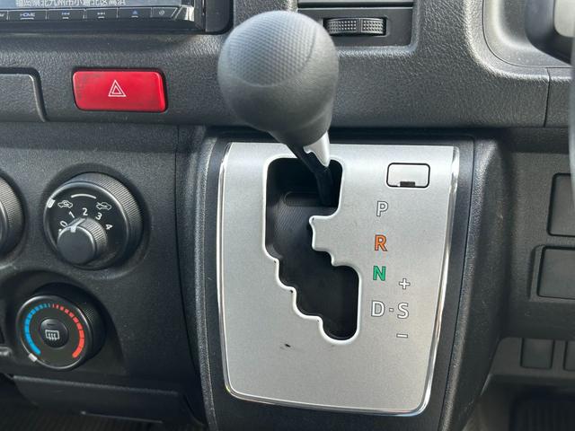 ハイエースバン ロングDX ナビ バックカメラ ETC キーレス 衝突回避軽減 横滑り防止装置 盗難防止装置 両側スライドドア パワステ パワーウィンドウ(27枚目)