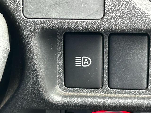 ハイエースバン ロングDX ナビ バックカメラ ETC キーレス 衝突回避軽減 横滑り防止装置 盗難防止装置 両側スライドドア パワステ パワーウィンドウ(30枚目)