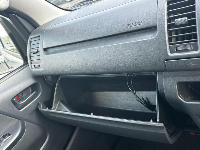 ハイエースバン ロングDX ナビ バックカメラ ETC キーレス 衝突回避軽減 横滑り防止装置 盗難防止装置 両側スライドドア パワステ パワーウィンドウ(32枚目)