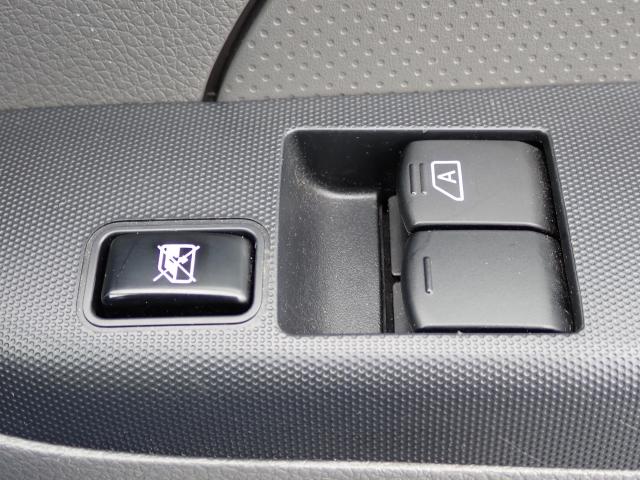 NV350キャラバンバン ロングDXターボ 4WD ナビ ETC キーレス 衝突回避軽減 横滑り防止装置 片側スライドドア パワステ パワーウィンドウ ABS(15枚目)