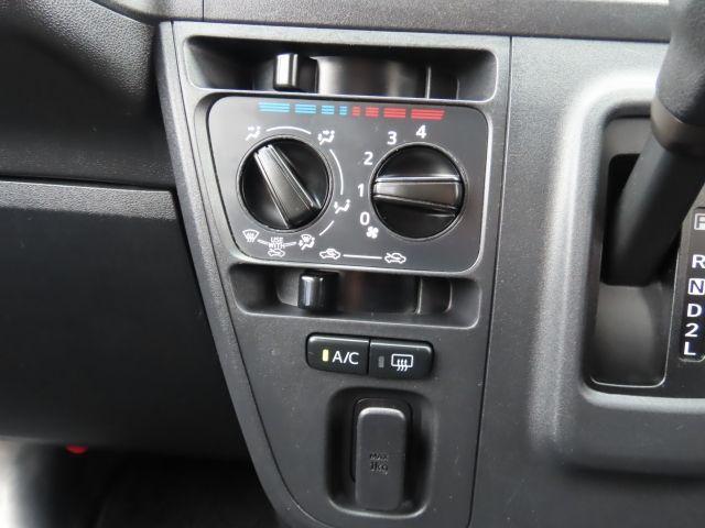ハイゼットカーゴ ＤＸ　ＳＡＩＩＩ　エアバッグ　ＡＢＳ　キーレス（9枚目）