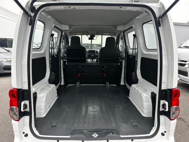 ＮＶ２００バネットバン ＶＸ　ナビ　ＥＴＣ　キーレス　衝突回避軽減　横滑り防止装置　両側スライドドア　パワステ　パワーウィンドウ　エアバッグ　ＡＢＳ（12枚目）
