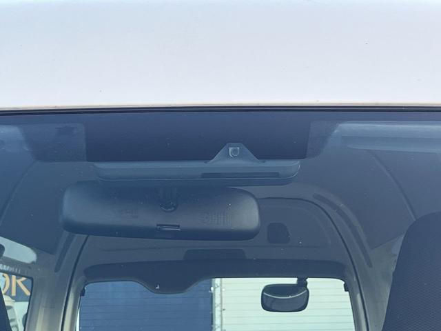 ハイエースバン ロングジャストローＤＸ　ナビ　ＴＶ　ＥＴＣ　バックカメラ　衝突回避軽減ブレーキ　横滑り防止装置　盗難防止装置　エアバッグ　ＡＢＳ　パワーウィンドウ（4枚目）