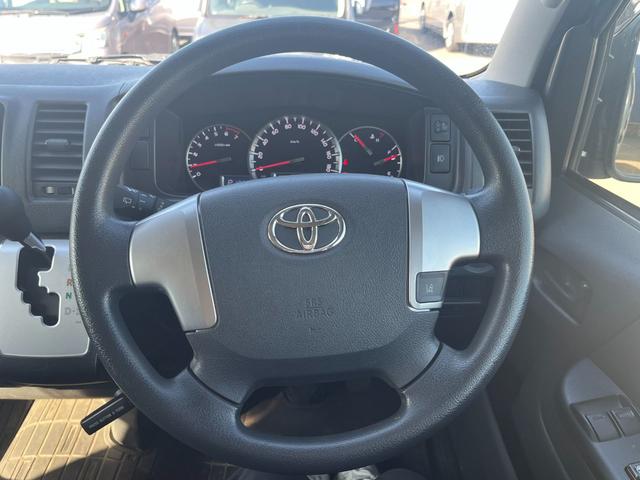 ハイエースバン ロングジャストローＤＸ　ナビ　ＴＶ　ＥＴＣ　バックカメラ　衝突回避軽減ブレーキ　横滑り防止装置　盗難防止装置　エアバッグ　ＡＢＳ　パワーウィンドウ（11枚目）