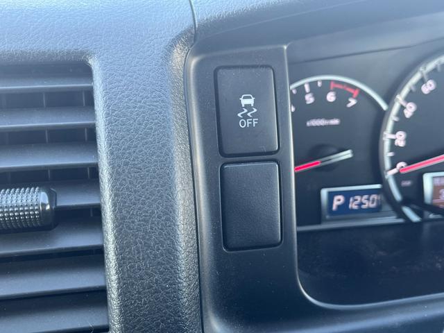 ハイエースバン ロングジャストローＤＸ　ナビ　ＴＶ　ＥＴＣ　バックカメラ　衝突回避軽減ブレーキ　横滑り防止装置　盗難防止装置　エアバッグ　ＡＢＳ　パワーウィンドウ（19枚目）