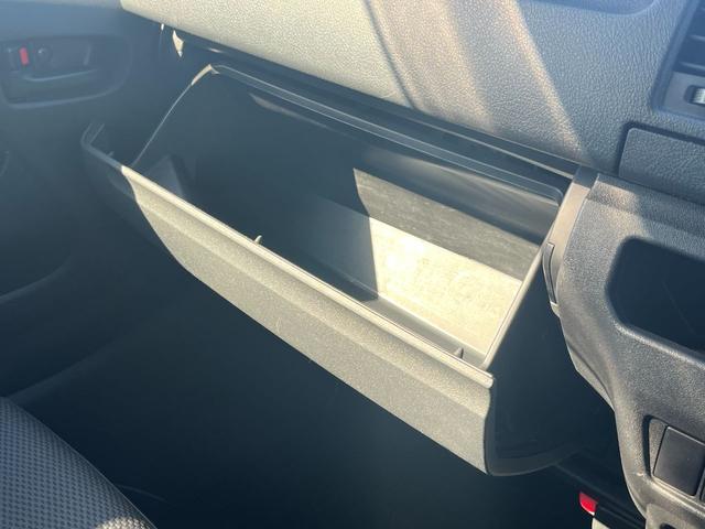 ハイエースバン ロングジャストローＤＸ　ナビ　ＴＶ　ＥＴＣ　バックカメラ　衝突回避軽減ブレーキ　横滑り防止装置　盗難防止装置　エアバッグ　ＡＢＳ　パワーウィンドウ（26枚目）