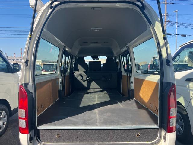 ハイエースバン ロングジャストローＤＸ　ナビ　ＴＶ　ＥＴＣ　バックカメラ　衝突回避軽減ブレーキ　横滑り防止装置　盗難防止装置　エアバッグ　ＡＢＳ　パワーウィンドウ（31枚目）
