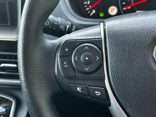 ノア Ｘ　ＥＴＣ　両側／片側電動スライドドア　衝突回避軽減　横滑り防止装置　クルーズコントロール　アイドリングストップ　ウィンカーミラー　３列シート　ＣＤ（16枚目）