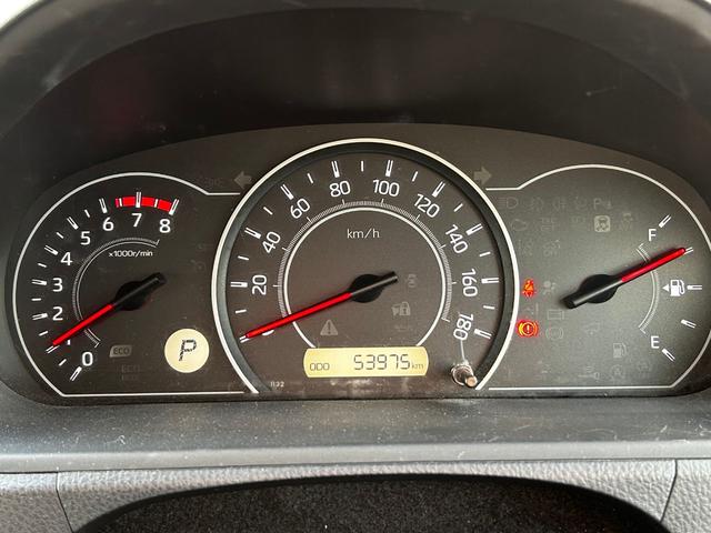 ノア Ｘ　ナビ　ＥＴＣ　バックカメラ　キーレス　クルーズコントロール　両側／片側電動スライドドア（4枚目）