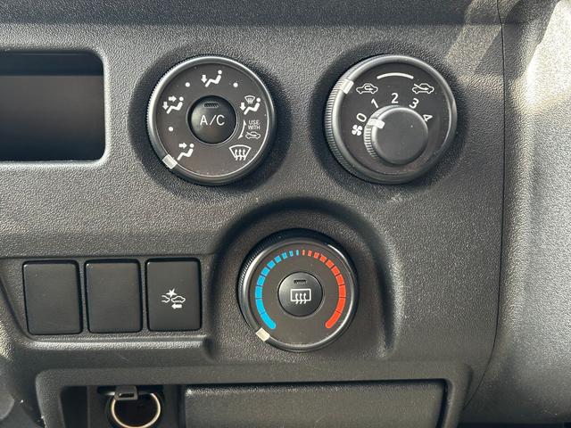 ハイエースバン ロングＤＸ　ナビ　ＴＶ　ＥＴＣ　バックカメラ　キーレス　衝突回避軽減ブレーキ　横滑り防止装置（21枚目）