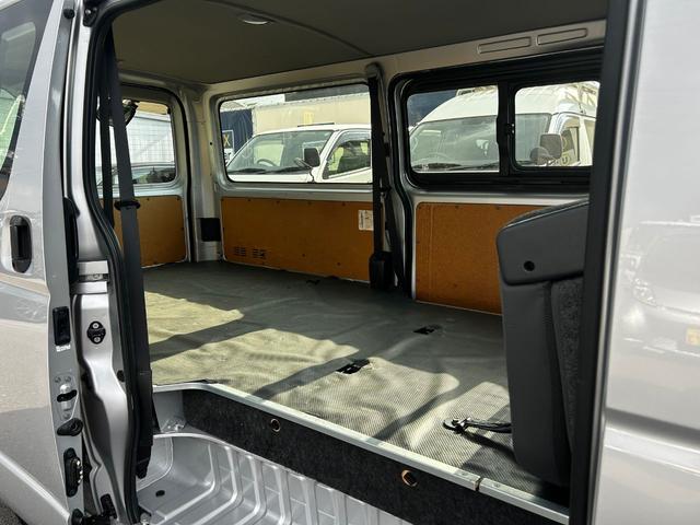 ハイエースバン ロングＤＸ　ナビ　ＴＶ　ＥＴＣ　バックカメラ　キーレス　衝突回避軽減ブレーキ　横滑り防止装置（32枚目）