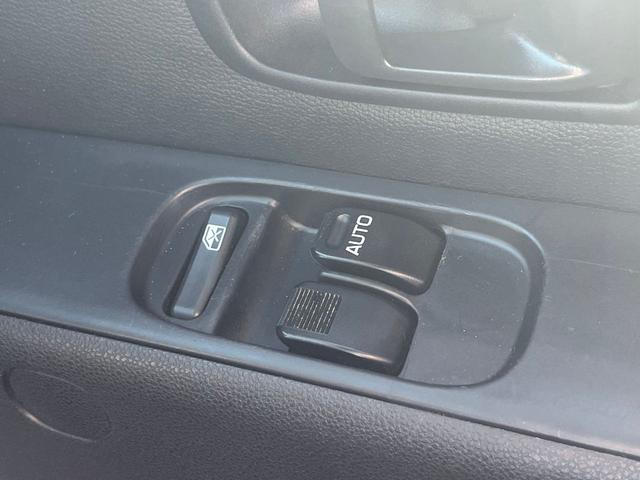 ハイゼットカーゴ ＤＸ　ＳＡＩＩＩ　ＥＴＣ　キーレス　衝突回避軽減　横滑り防止装置　トラクションコントロール　アイドリングストップ　両側スライドドア　パワステ　パワーウィンドウ　ＡＢＳ（13枚目）