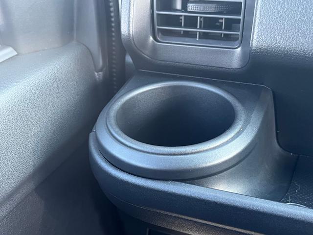 ハイゼットカーゴ ＤＸ　ＳＡＩＩＩ　ＥＴＣ　キーレス　衝突回避軽減　横滑り防止装置　トラクションコントロール　アイドリングストップ　両側スライドドア　パワステ　パワーウィンドウ　ＡＢＳ（20枚目）