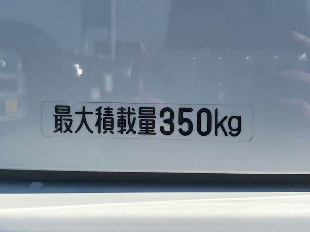 ハイゼットカーゴ ＤＸ　ＳＡＩＩＩ　ＥＴＣ　キーレス　衝突回避軽減　横滑り防止装置　トラクションコントロール　アイドリングストップ　両側スライドドア　パワステ　パワーウィンドウ　ＡＢＳ（28枚目）