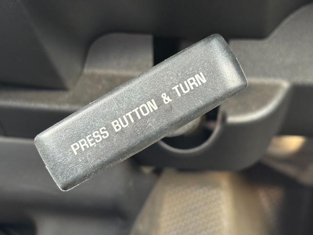 ハイエースバン DX GLパッケージ ナビ TV ETC バックカメラ キーレス 電動格納ミラー 横滑り防止装置 衝突回避軽減 盗難防止装置(18枚目)