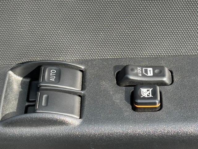 ハイエースバン DX GLパッケージ ナビ TV ETC バックカメラ キーレス 電動格納ミラー 横滑り防止装置 衝突回避軽減 盗難防止装置(22枚目)