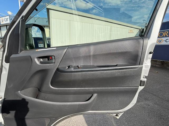 ハイエースバン DX GLパッケージ ナビ TV ETC バックカメラ キーレス 電動格納ミラー 横滑り防止装置 衝突回避軽減 盗難防止装置(23枚目)