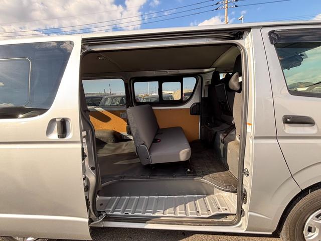 ハイエースバン DX GLパッケージ ナビ TV ETC バックカメラ キーレス 電動格納ミラー 横滑り防止装置 衝突回避軽減 盗難防止装置(26枚目)