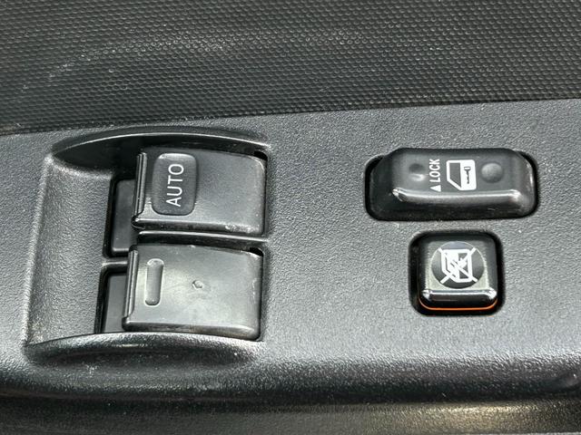 ハイエースバン DX 軽油 ナビ TV ETC キーレス 盗難防止装置 衝突回避軽減 横滑り防止装置 両側スライドドア PS PW エアバック(23枚目)