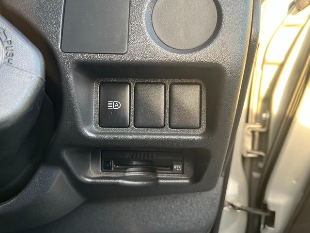 ハイエースバン ロングDX ナビ TV ETC バックカメラ キーレス 衝突回避軽減 横滑り防止装置 パワステ パワーウィンドウ エアバッグ ABS(16枚目)