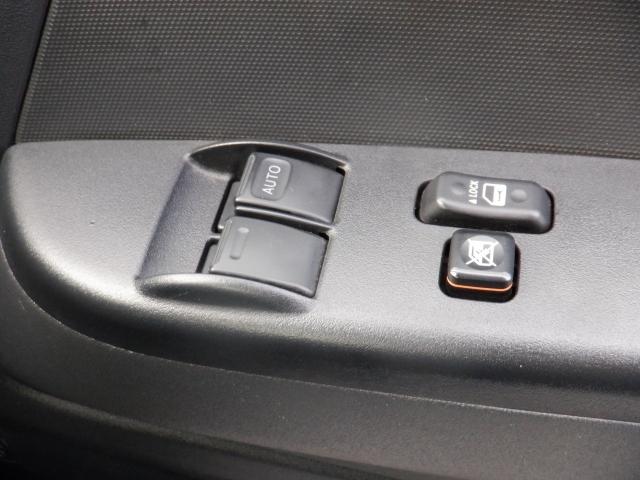 ハイエースバン ロングDX ナビ バックカメラ ETC キーレス TV CD 衝突回避軽減 MTモード付 盗難防止装置 両側スライドドア パワステ パワーウィンドウ ABS(18枚目)